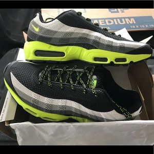 Nike 95 Airmax brand new still in the box